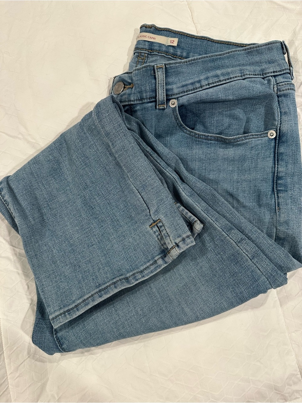 Classic Straight Leg Jeans in Light Blue Denim